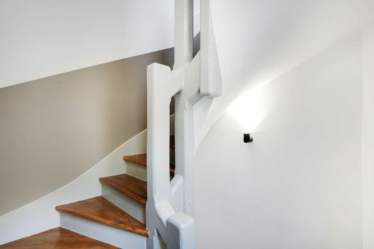 Studio 2p Renove Rue Des Archives Marais Clim 3 *